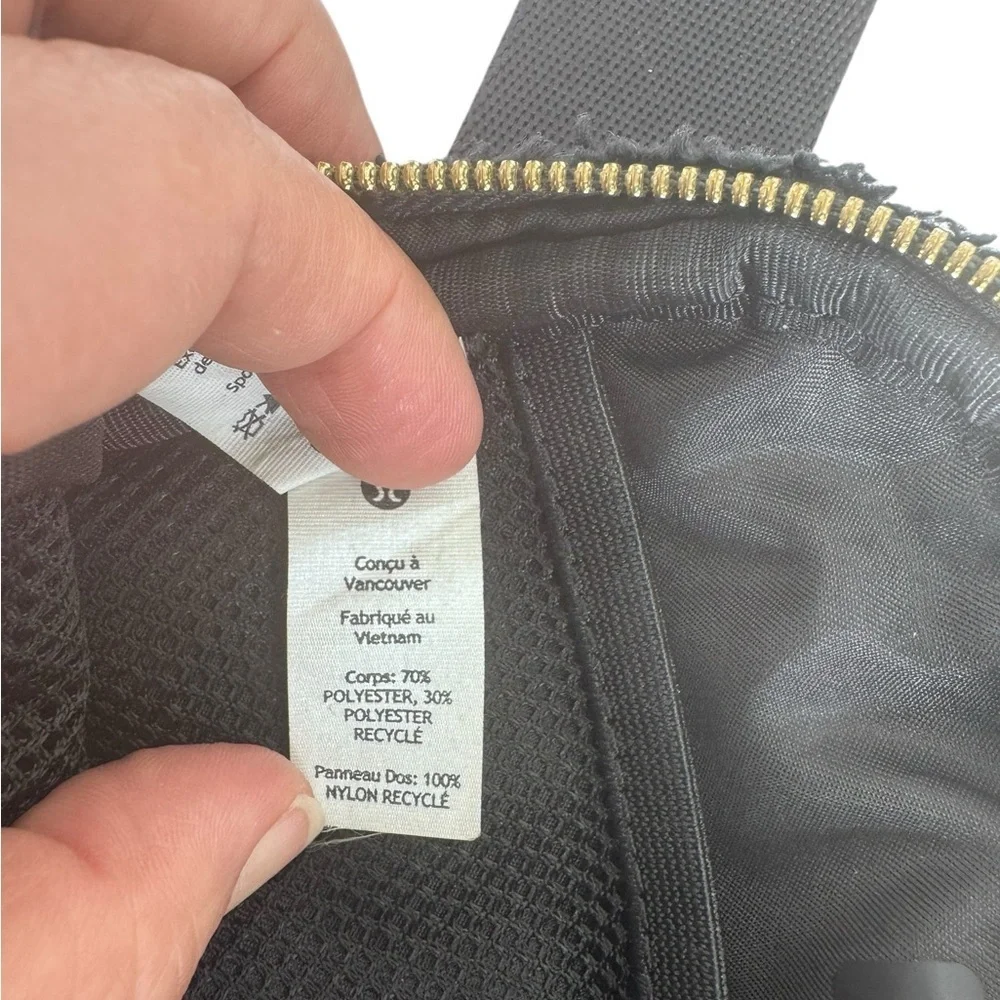 lululemon athletica Black Classic Belt